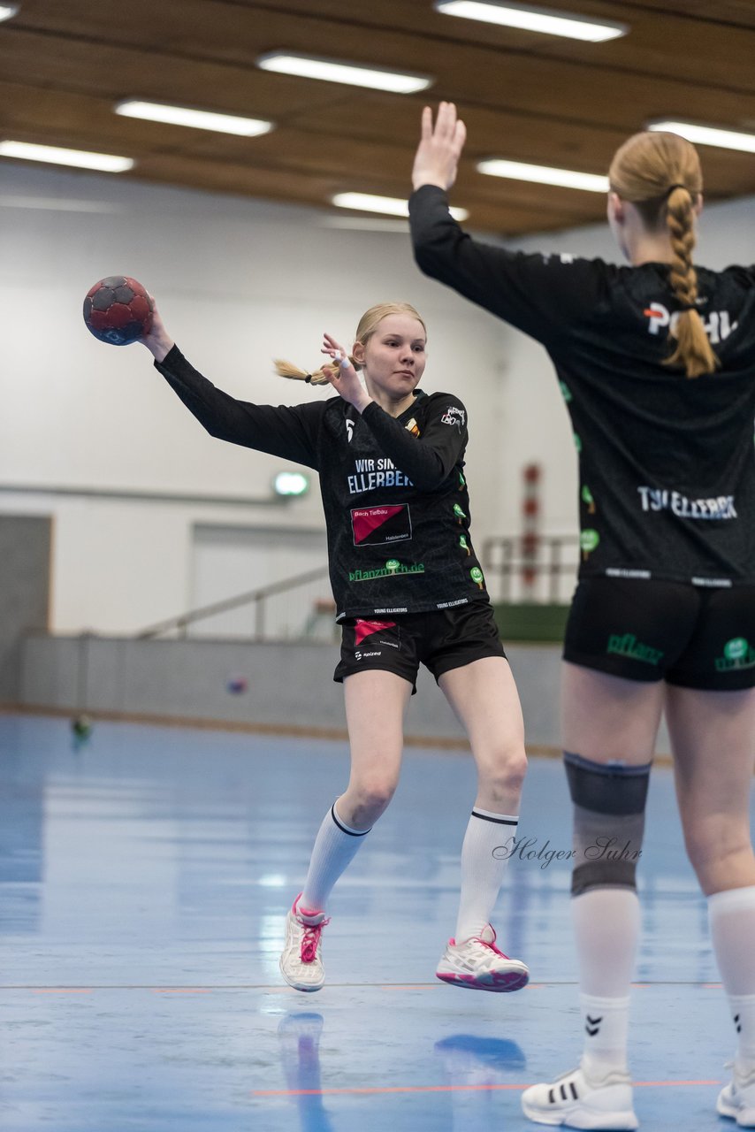 Bild 164 - wBJ TSV Ellerbek - TSV Uetersen : Ergebnis: 15:10